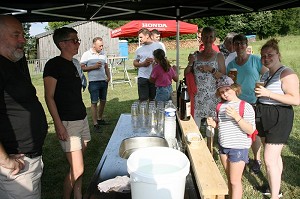 marchehoublonneebuisson22juillet22022